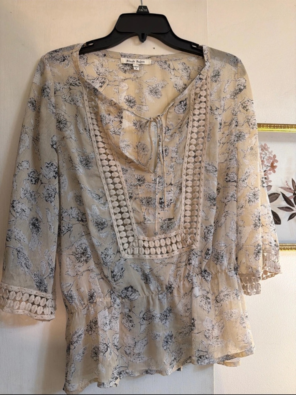 Black Rainn Cream Floral Crochet-Trim Peasant Top